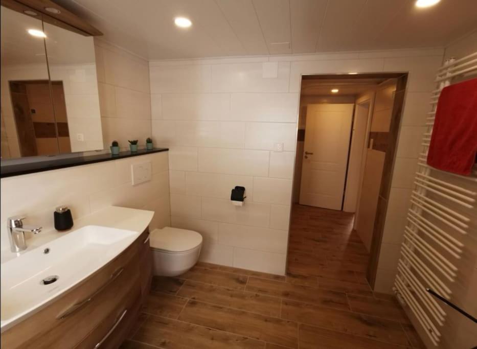 Apartment Chalet Im Sunnigen Usblick Wengen Zewnętrze zdjęcie